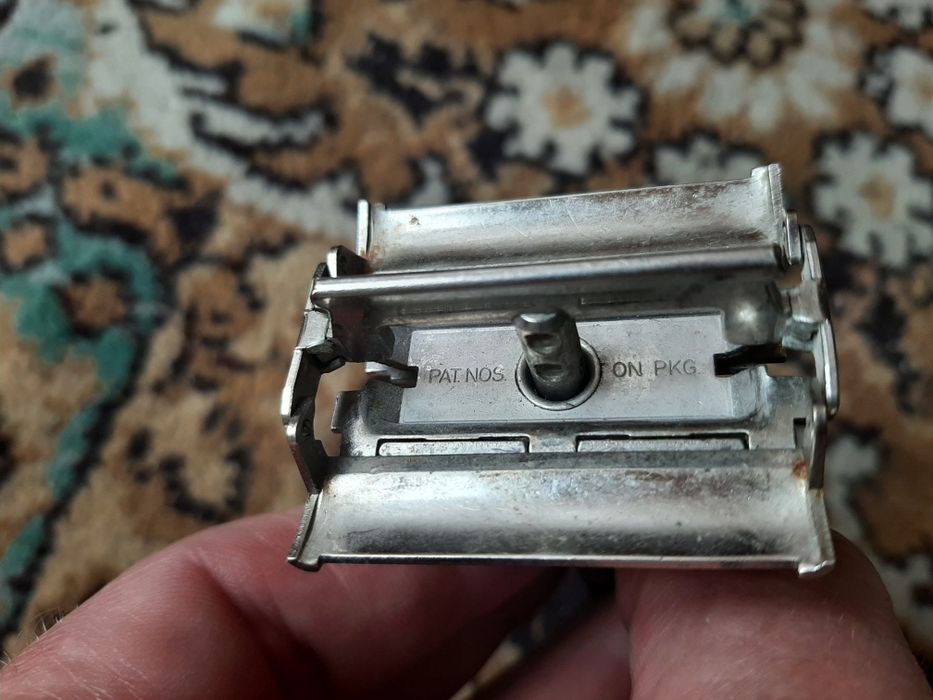Бритва фирменная Gillette
