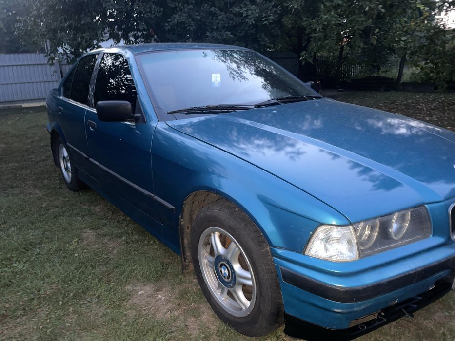 Продам або обміняю бмв е36