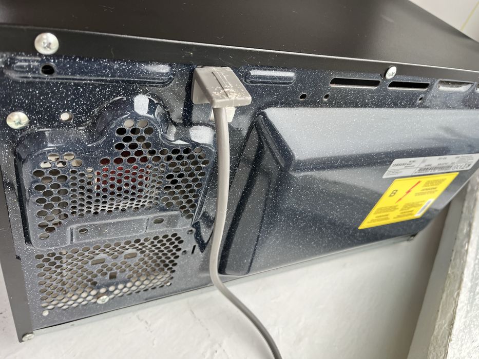 Микроволновка Samsung ME83x