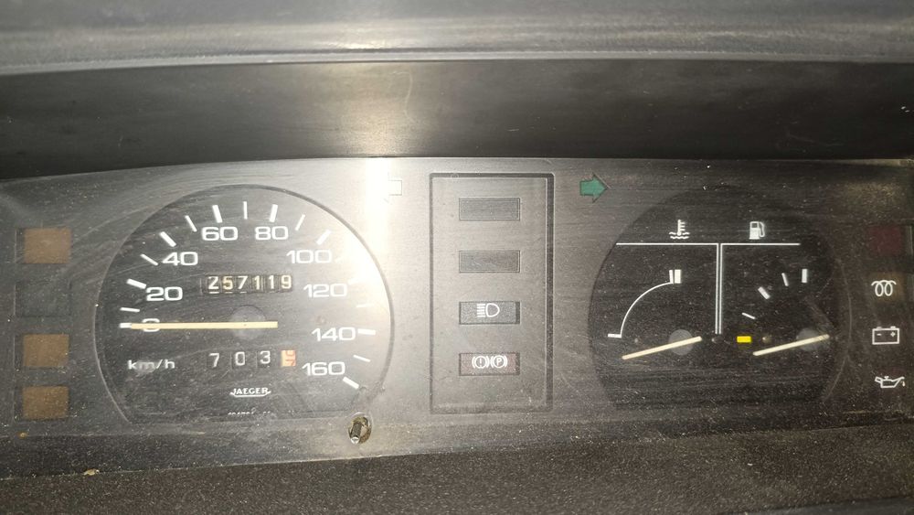 Nissan Vanette mista 5 lugares1993
