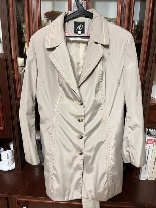 Duży płaszcz damski