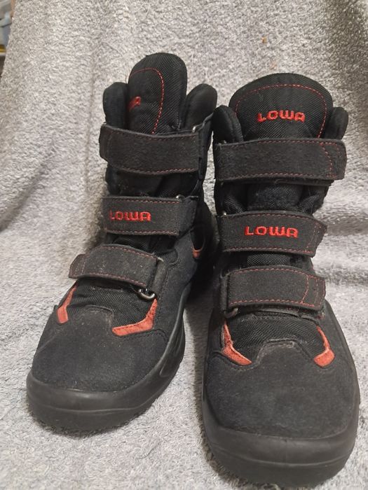 Продам зимові сапоги Lowa