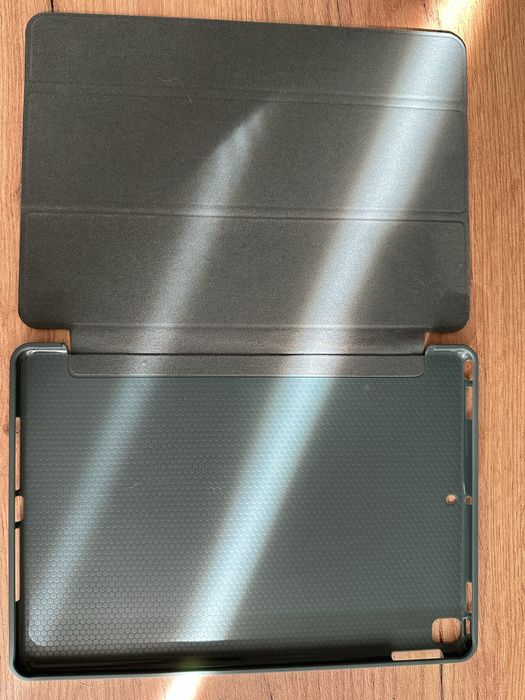 Etui do Ipad 10.2 cala