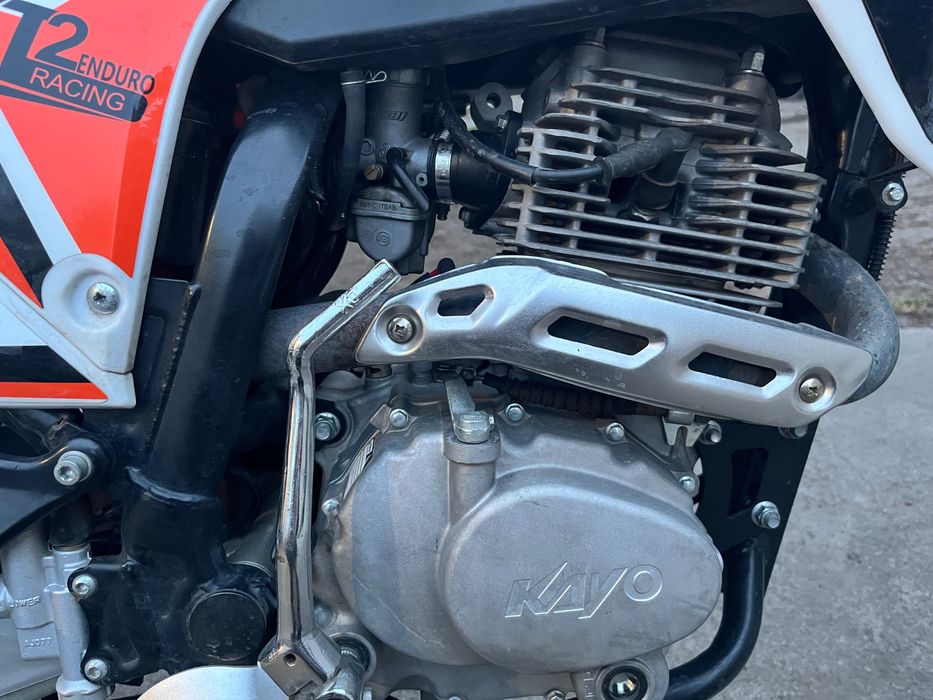 Продам мотоцикл ендуро KAYO Skybike T2