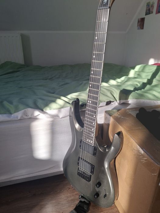 gitara elektryczna