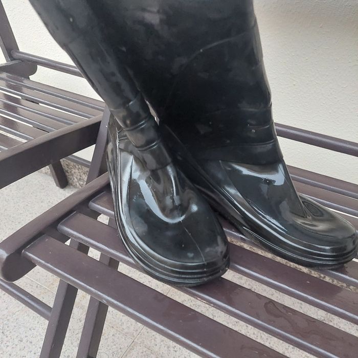 Galochas n. 34 sem qualquer problema