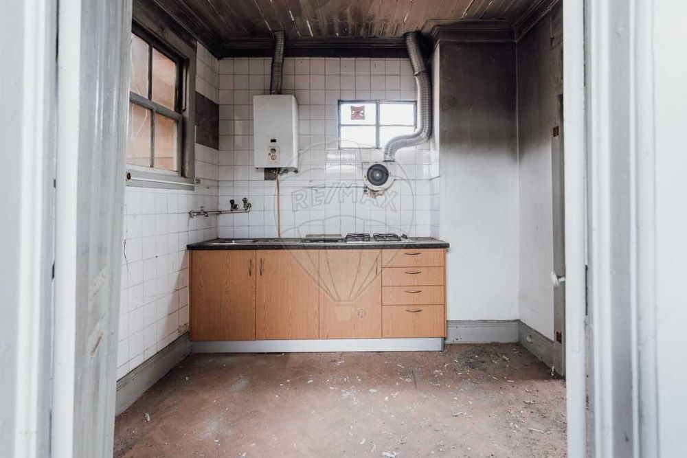 T4 Rua Direita 293, Viseu - Negócio Imperdível