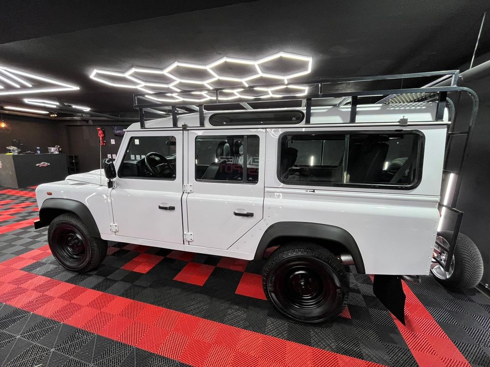 Land Rover Defender 110 DPF SE