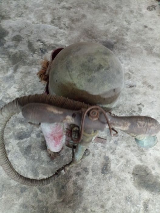 Pulverizador de sulfato antigo