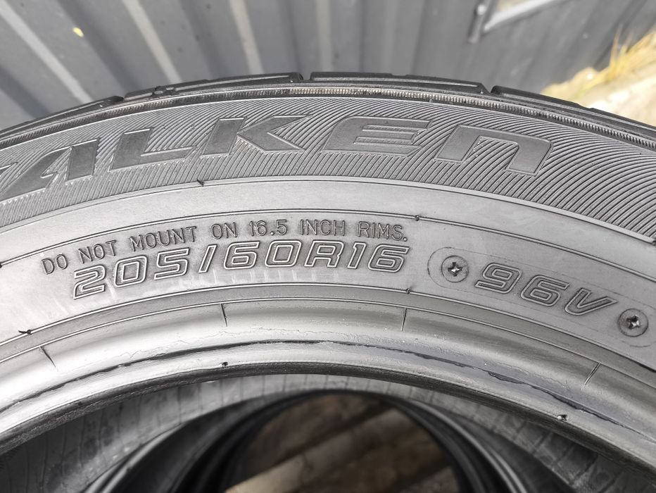 205/60/16 Falken Ziex ZE914  KOMPLET