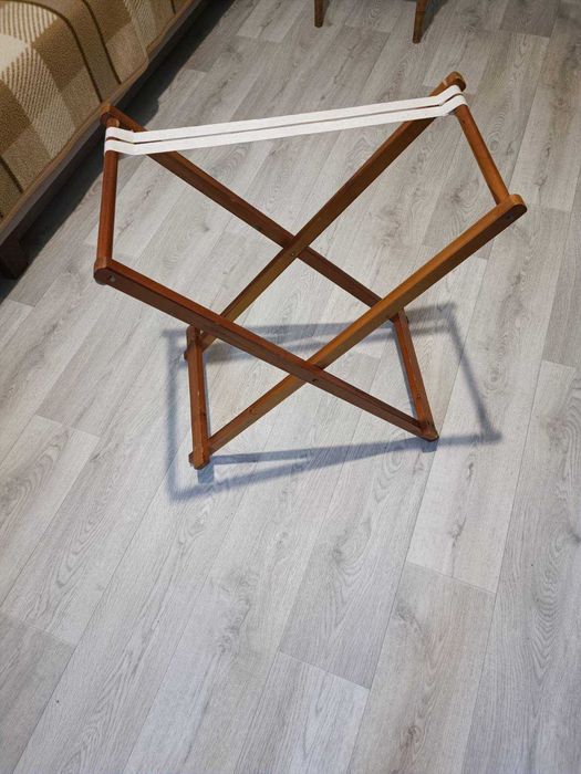 Продам столик - піднос, 300грн.