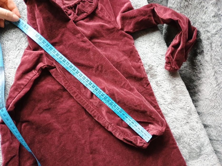 Sukienka welurowa świąteczna H&M