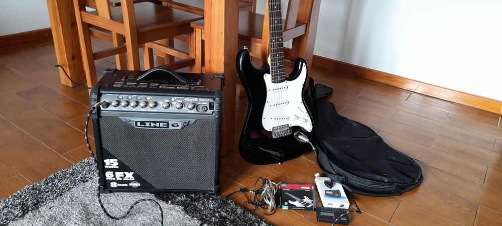 Vendo conjunto guitarra eletrica stagg