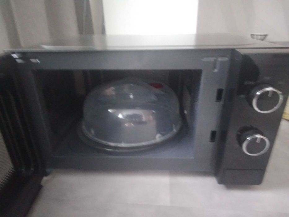 Продам микроволновку Samsung