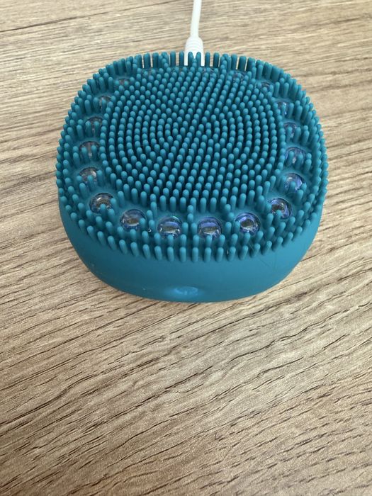 Foreo FQ31 urzadzenie led na porost wlosów