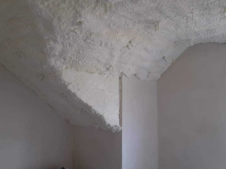 Ocieplenie pianą PUR,WEŁNĄ,CELULOZĄ,naprawa izolacji, wieszaki GRATIS