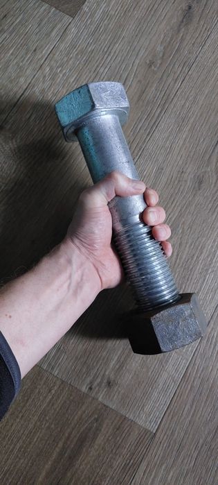 Болт с гайкой 2шт в сборе. М48х240