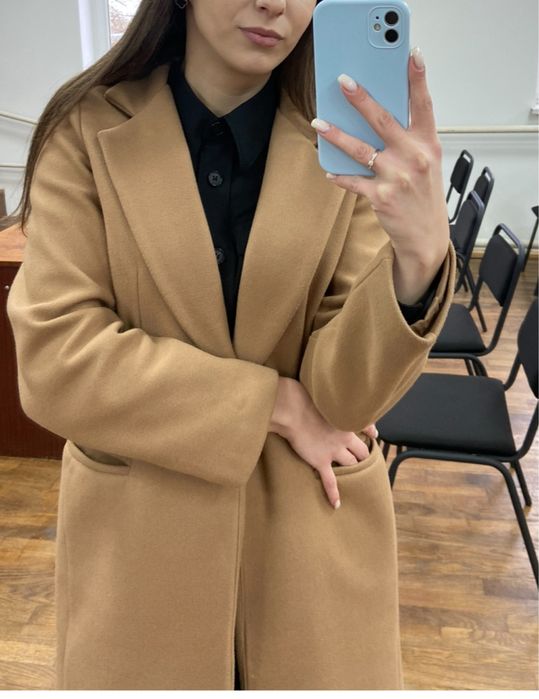 Пальто жіноче