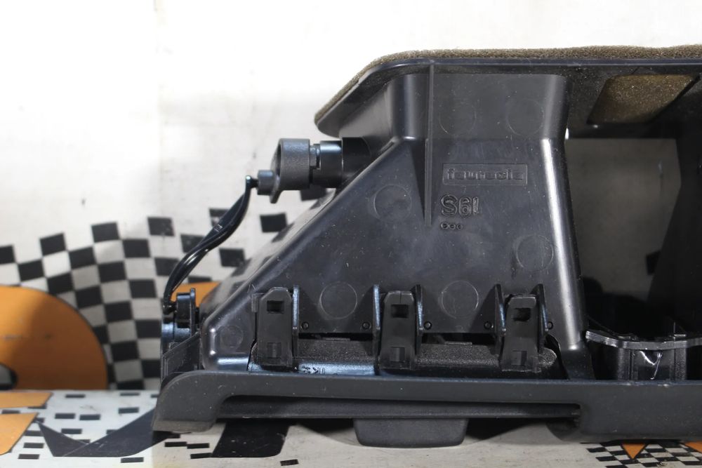 Difusor / saída de ar BMW 1 (E87)