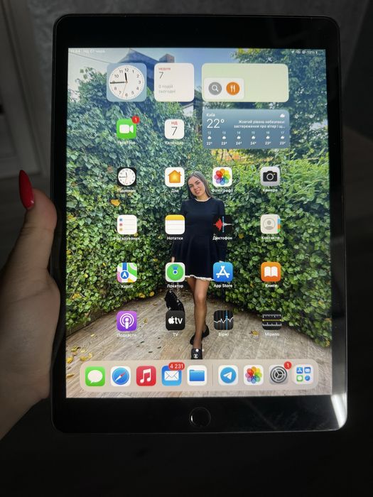 iPad 7  10.2  2019, wi-fi 32 гб
