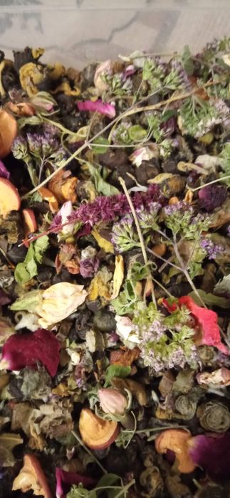 Лекарственные травы ...цветы ,травы для чая