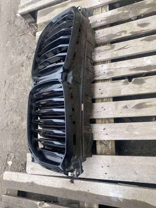 Решетка радиатора для Bmw X5(G05), под камеру.