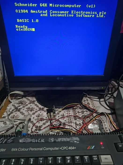Ретро комп'ютер Amstrad CPC 464