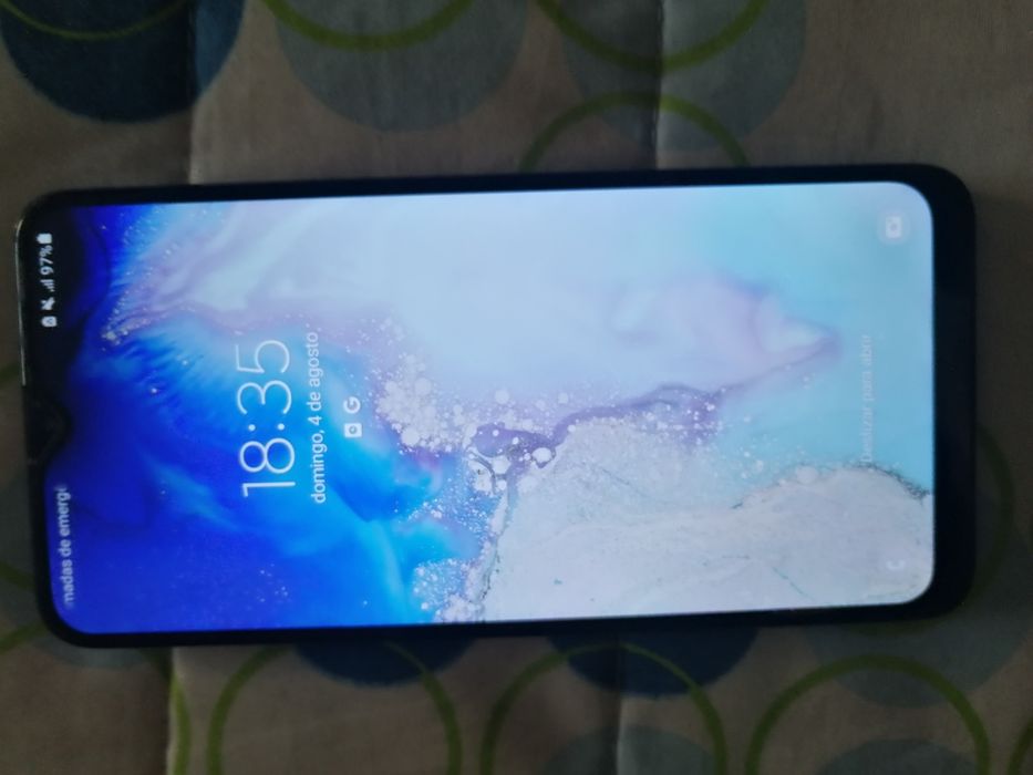 Telemóveis recondicionados como novos