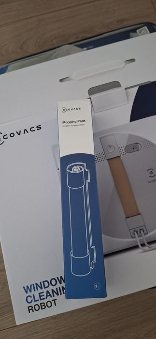 Ecovacs Winbot W1 Pro