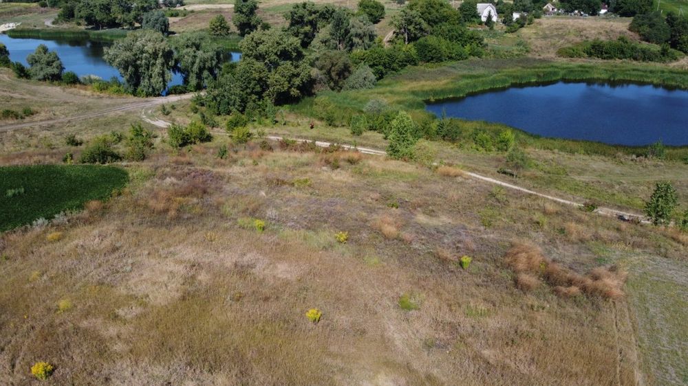 Земельна ділянка 12 сот біля озера з краєвидом