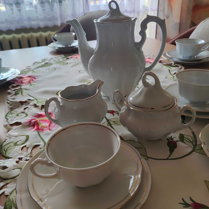 Serwis Ćmielów dla 12 osób