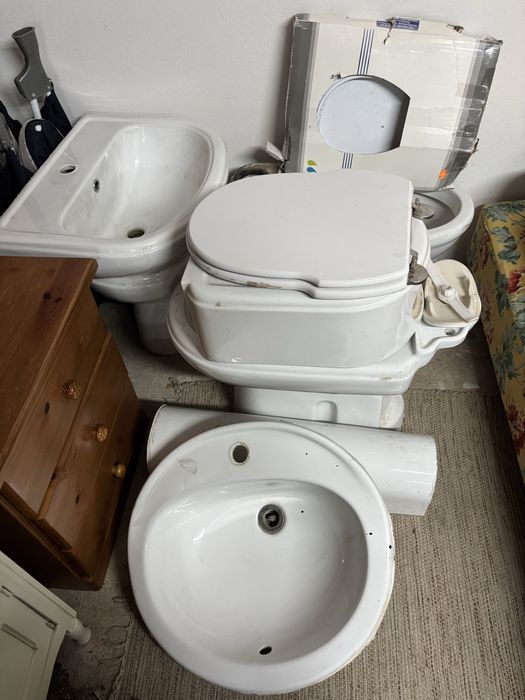 Various Toilet Bowls453535487765391364