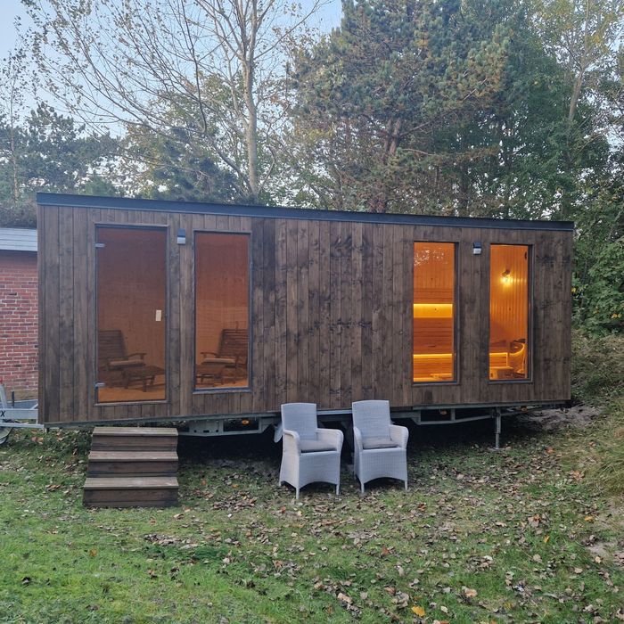 Sauna premium z prysznicem i wypoczynkiem 2.4 x 6.6 m