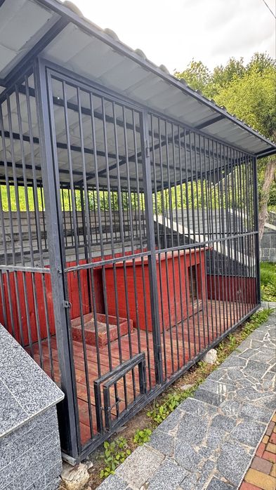 Вольєр для собаки