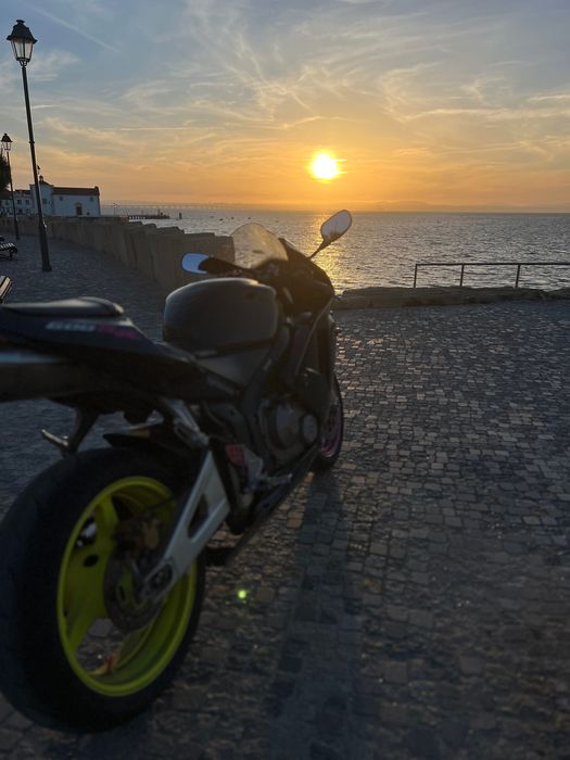 Honda CBR 600 RR 2004
