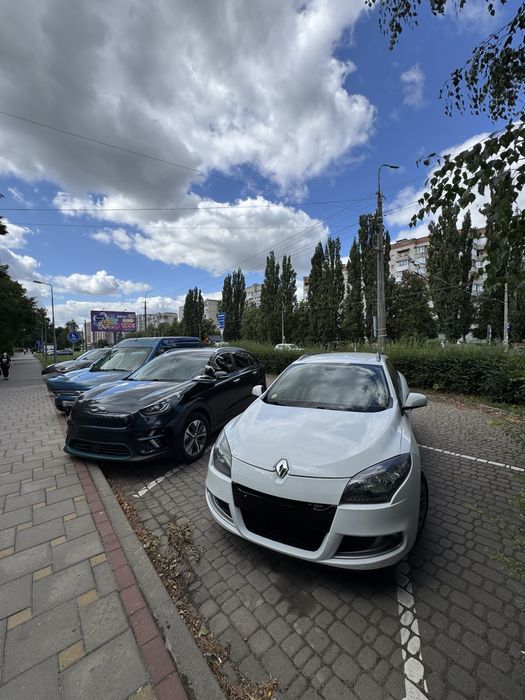 Продаж Фасад Сучасна Комерція 130м2 Ділянка 3сот Луцьк