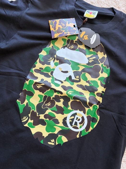 T-shirt BAPE preta e verde