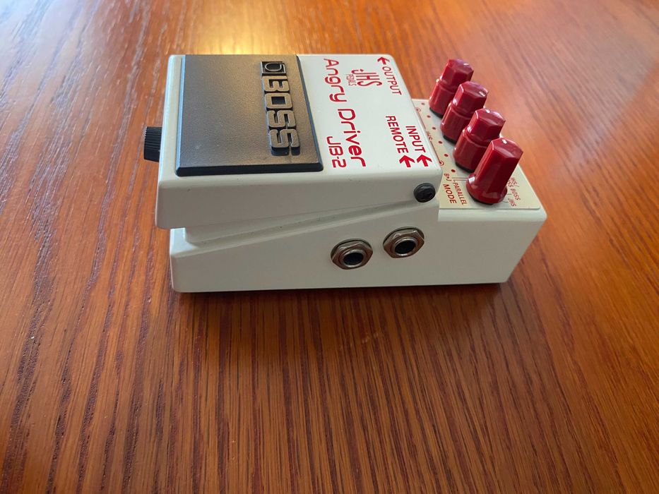 Boss JB-2 Angry Driver — Overdrive e distorção Boss / JHS