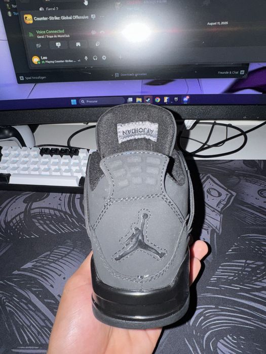 Jordan 4 black cats