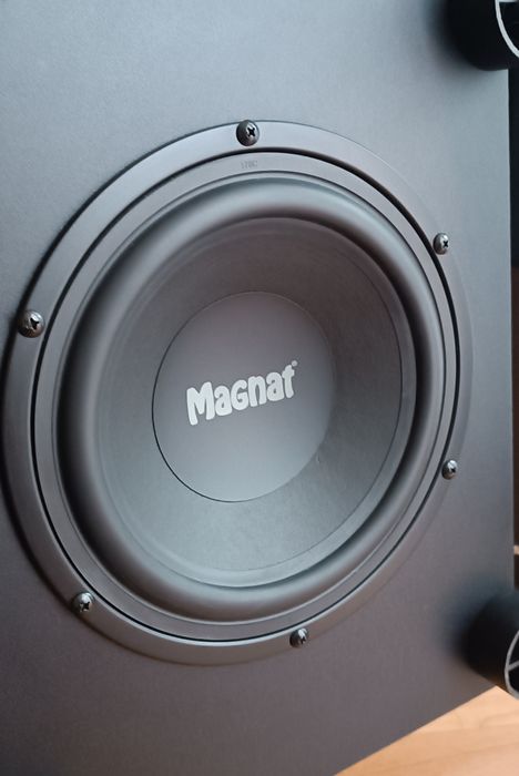 Magnat Symbol 5100A aktywny subwoofer
