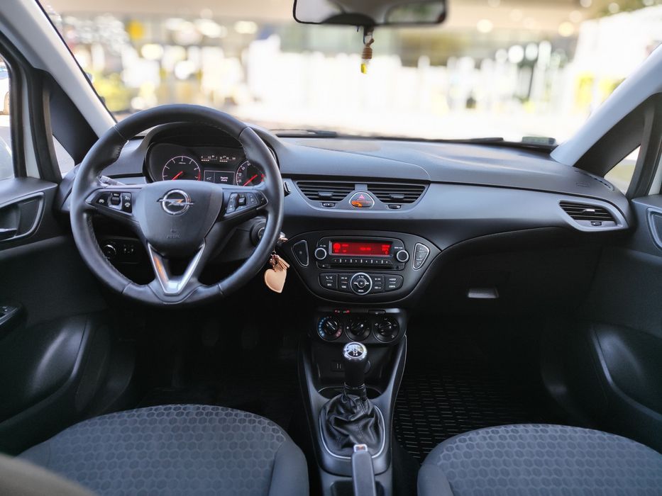 Opel Corsa 2019 1.4 benzyna Polski salon klimatyzacja