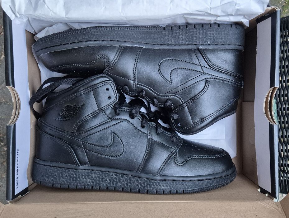 Buty Air Jordan 1 Mid GS Black 38.5 czarne  24 cm
