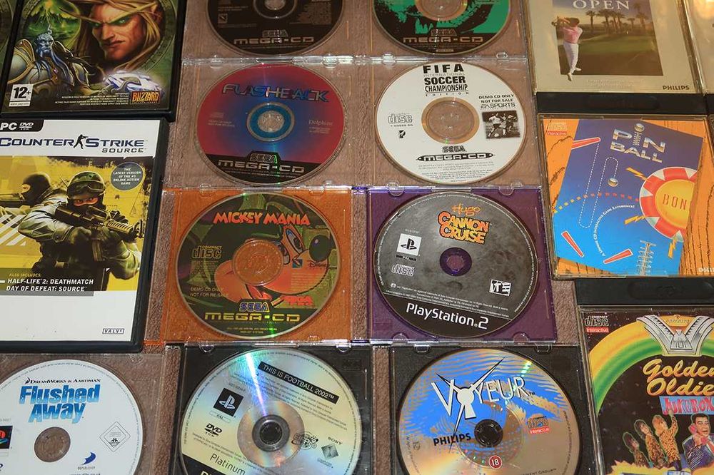 Jogos retro PC, Sega Mega CD,  CDI Philips Play Station PS2