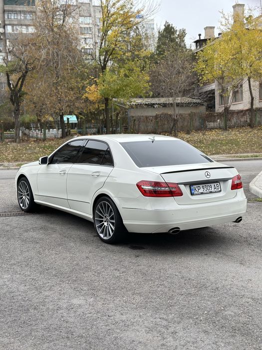 Mercedes E-klasse w212 / мередес 212