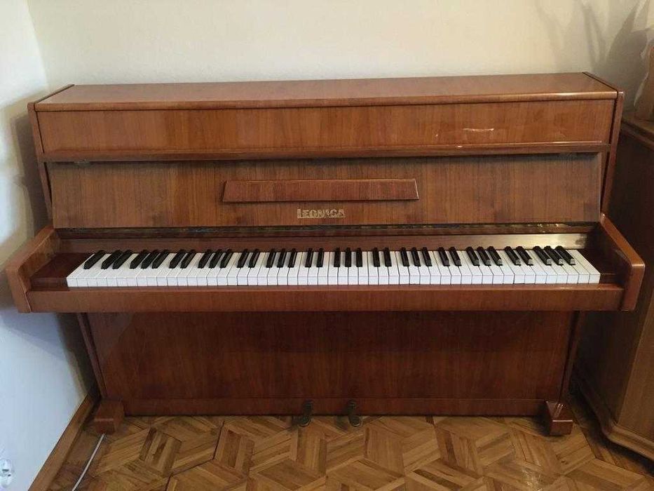 Pianino Legnica stan dobry