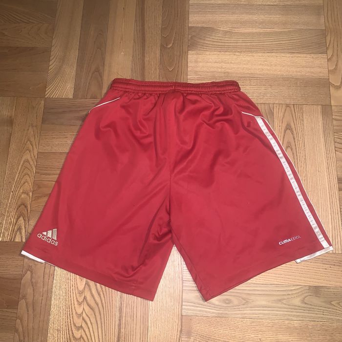 Młodzieżowe piłkarskie spodenki Adidas Climacool Bayern München