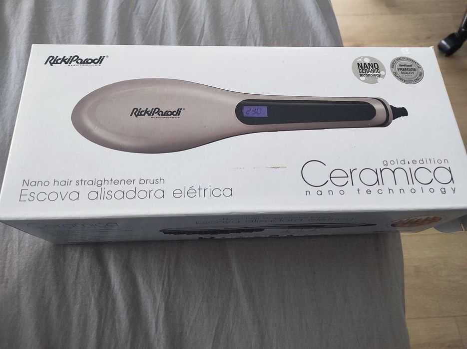 Escova alisadora elétrica Ricki Parodi gold edition alisamento