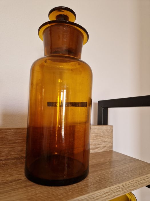 Frascos farmácia antigos.