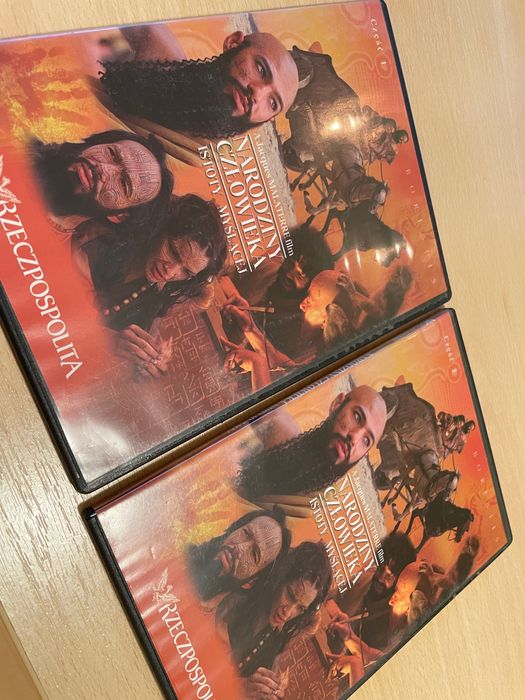 Płyty DVD "Narodziny człowieka" cz. 1 i 2