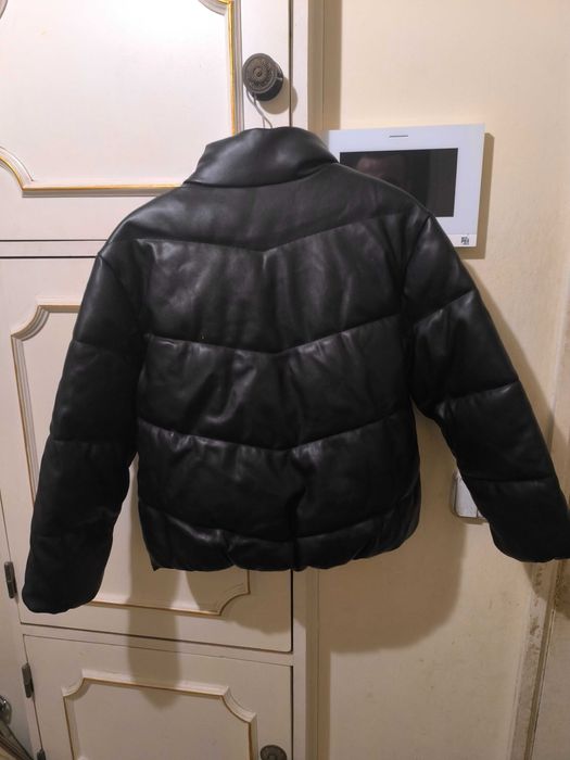 blusão acolchoado polipele da Leftis em preto 9 10 anos